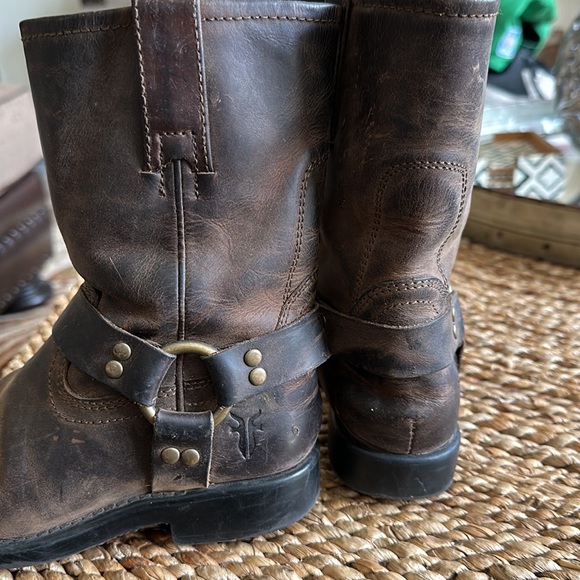 Frye kids boots -youth size 13 - Picture 10 of 15